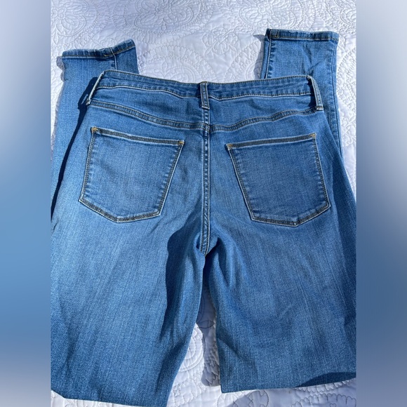 Universal Thread high waisted skinny jeans - Picture 2 of 4